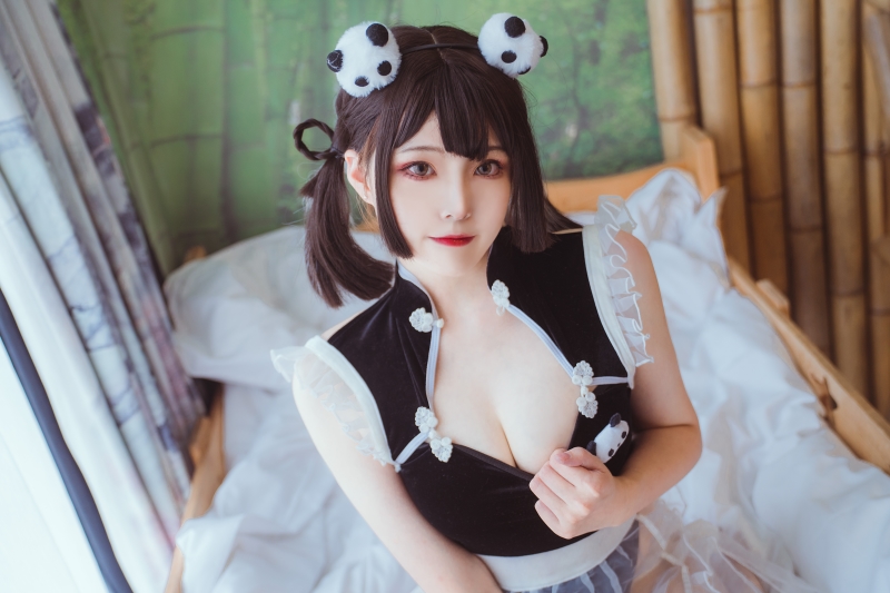 从头萌到脚！Natsuko夏夏子变身熊猫女仆
