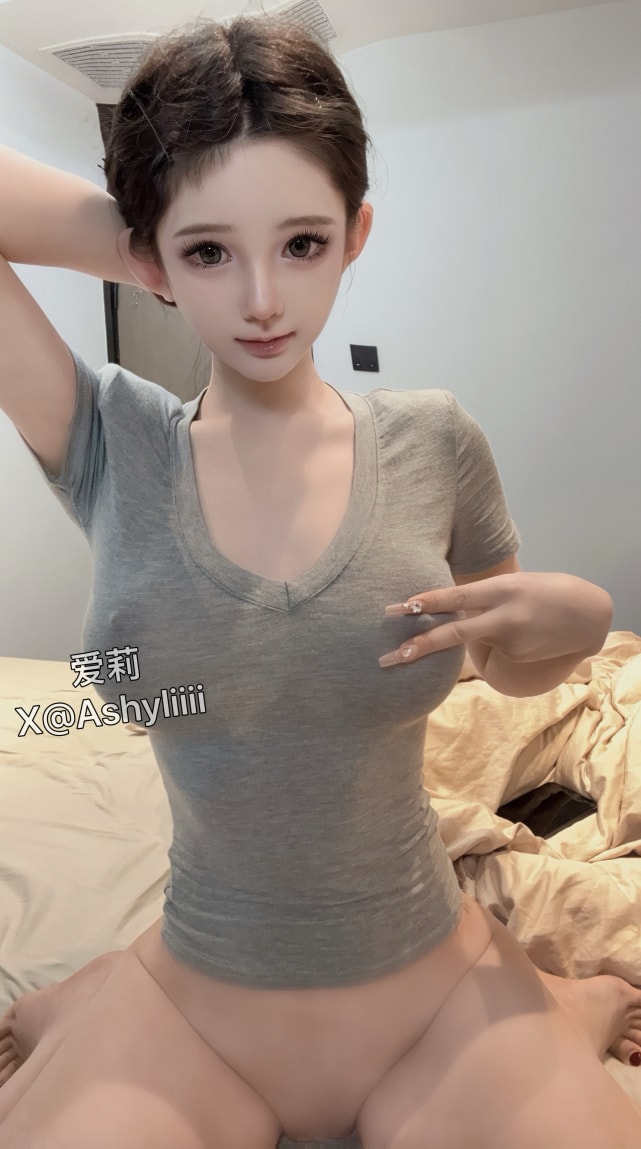 倦倦喵（爱莉） – 透灰T-精品资源