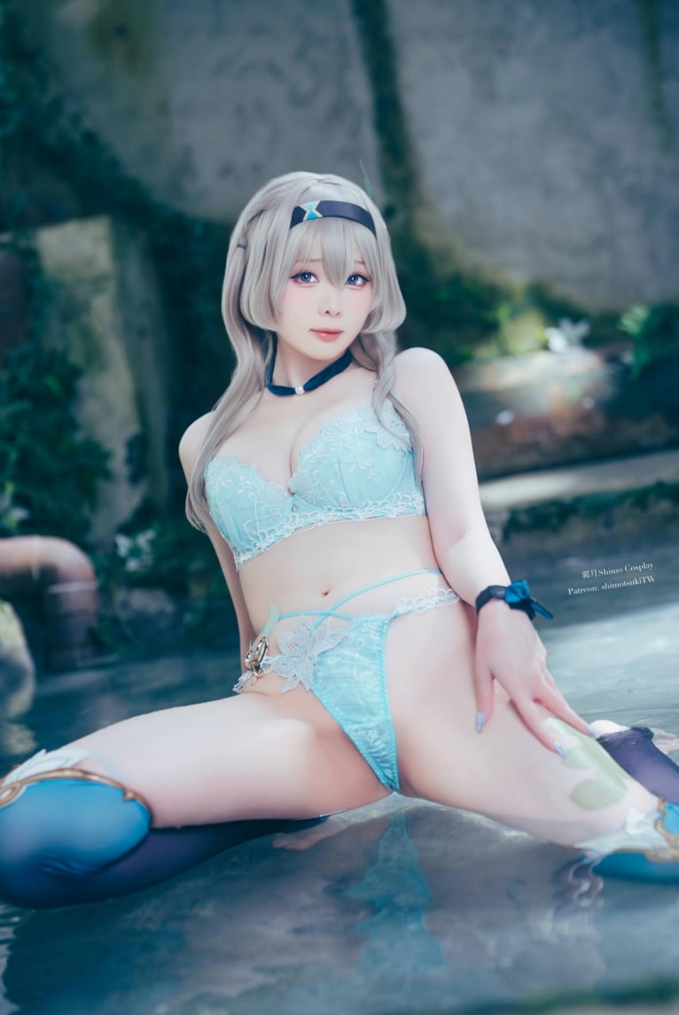 霜月shimo Firefly (HSR)-完美coser