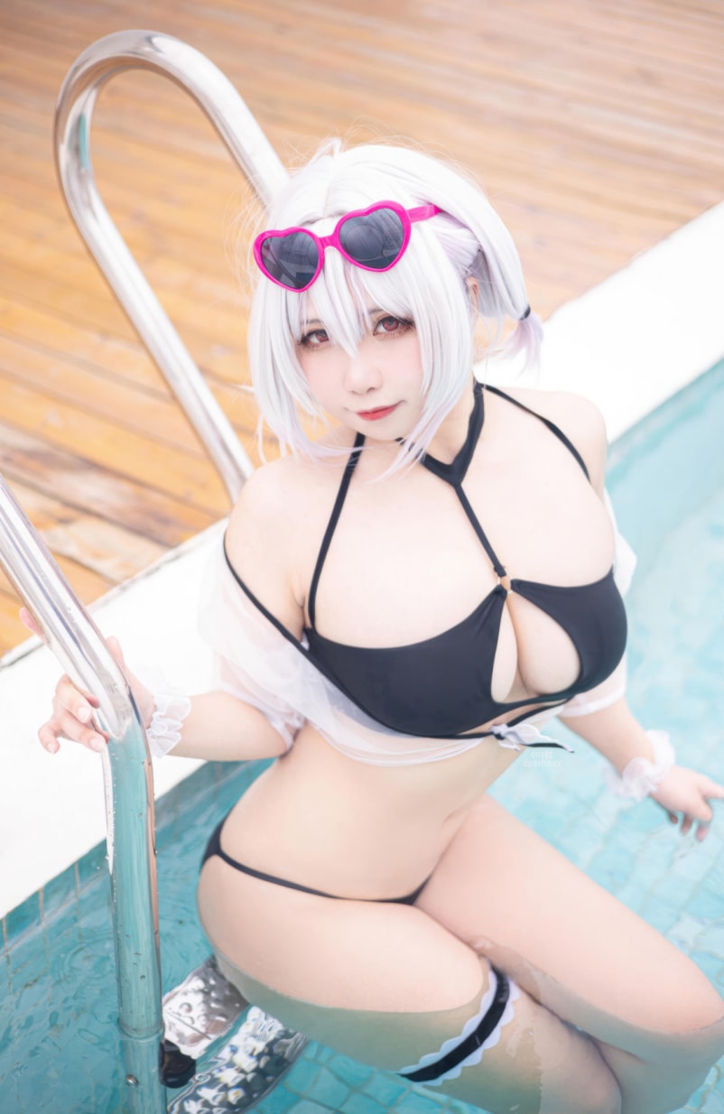 贞子蜜桃 – 天狼星泳装-快来一看