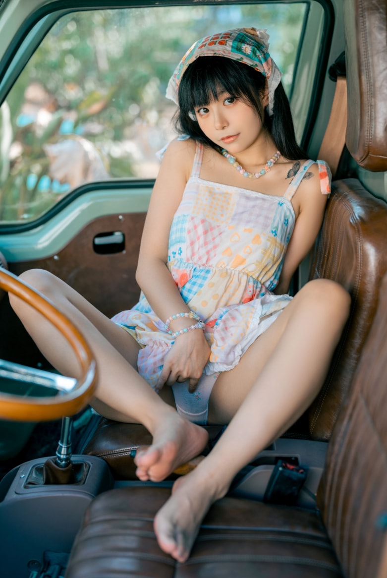 小羊不吃草 – 夏天的记忆-美女推荐