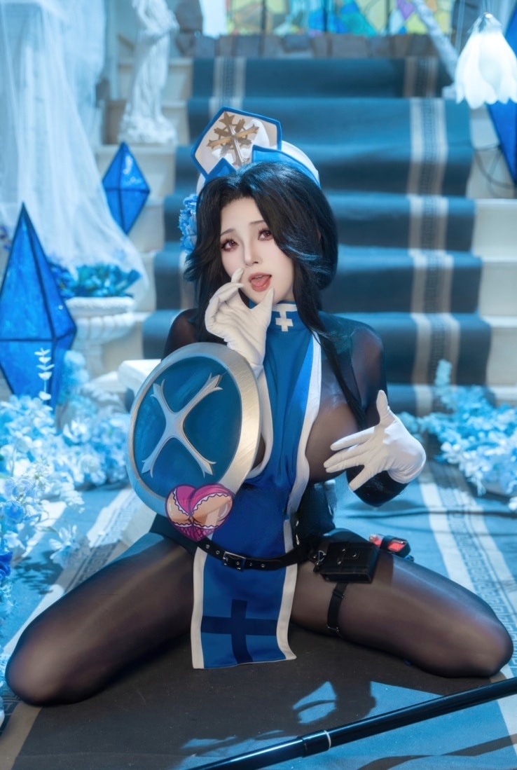 Natsuko夏夏子 – NIKKE胜利女神 梅登·冰玫瑰-小编强推