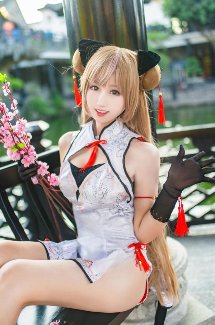 羽生三未 – 少女前线 Mk23 蜂糖花-不看后悔