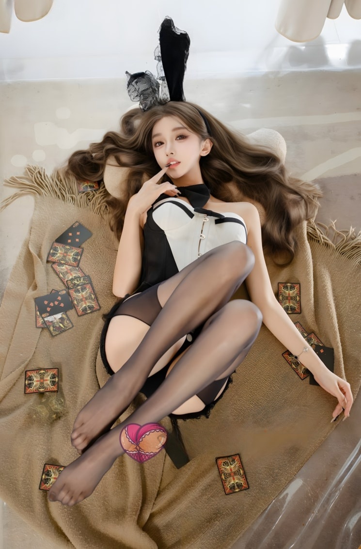 过期米线线喵 – 扑克兔女郎-不看后悔