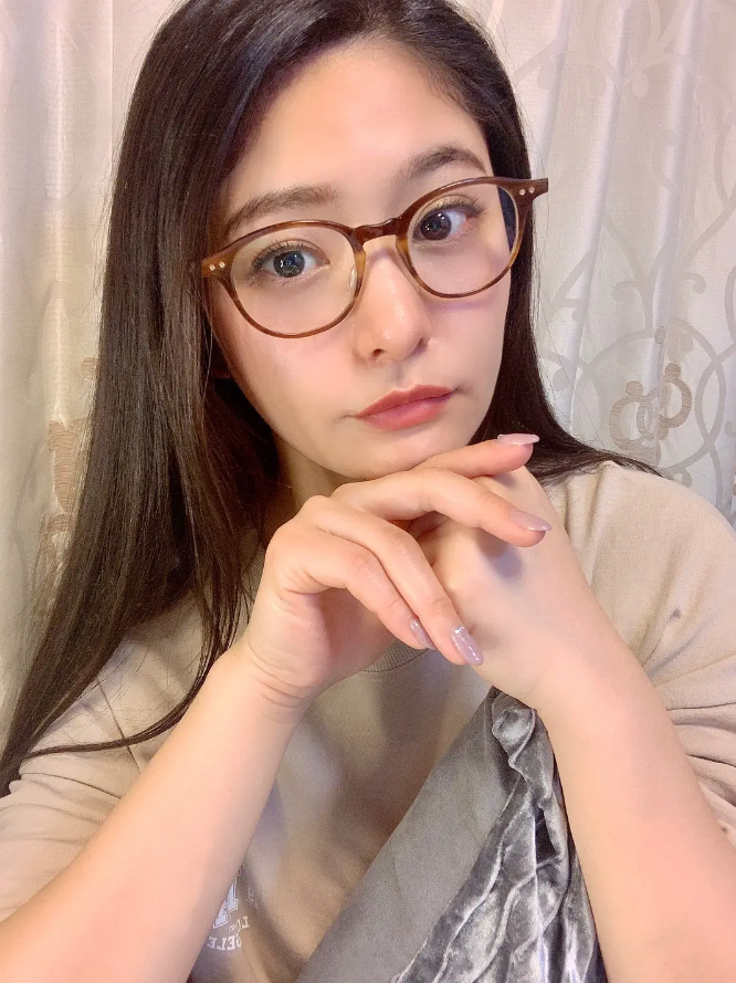 藤浦惠——邻家轻熟女代表！谁还记得这位老师？_黑料正能量