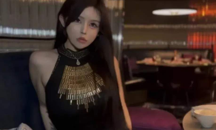 离了个大谱？幻影坦克变身魅惑美娇娘！_黑料正能量