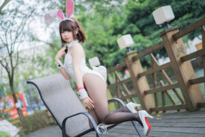 十万珍吱伏特 COS图集：甜美少女的二次元魅力