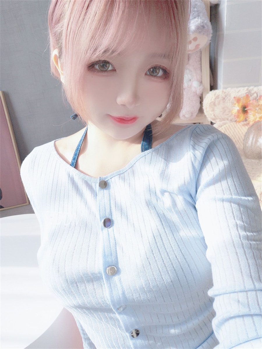 图片[4]-日奈娇个人简介，她重新定义了牛仔裤的魅力！-女主档案