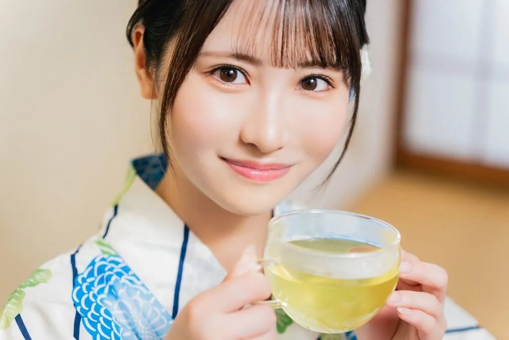 小野六花《六花与茶》绿茶篇主题壁纸图片_黑料正能量