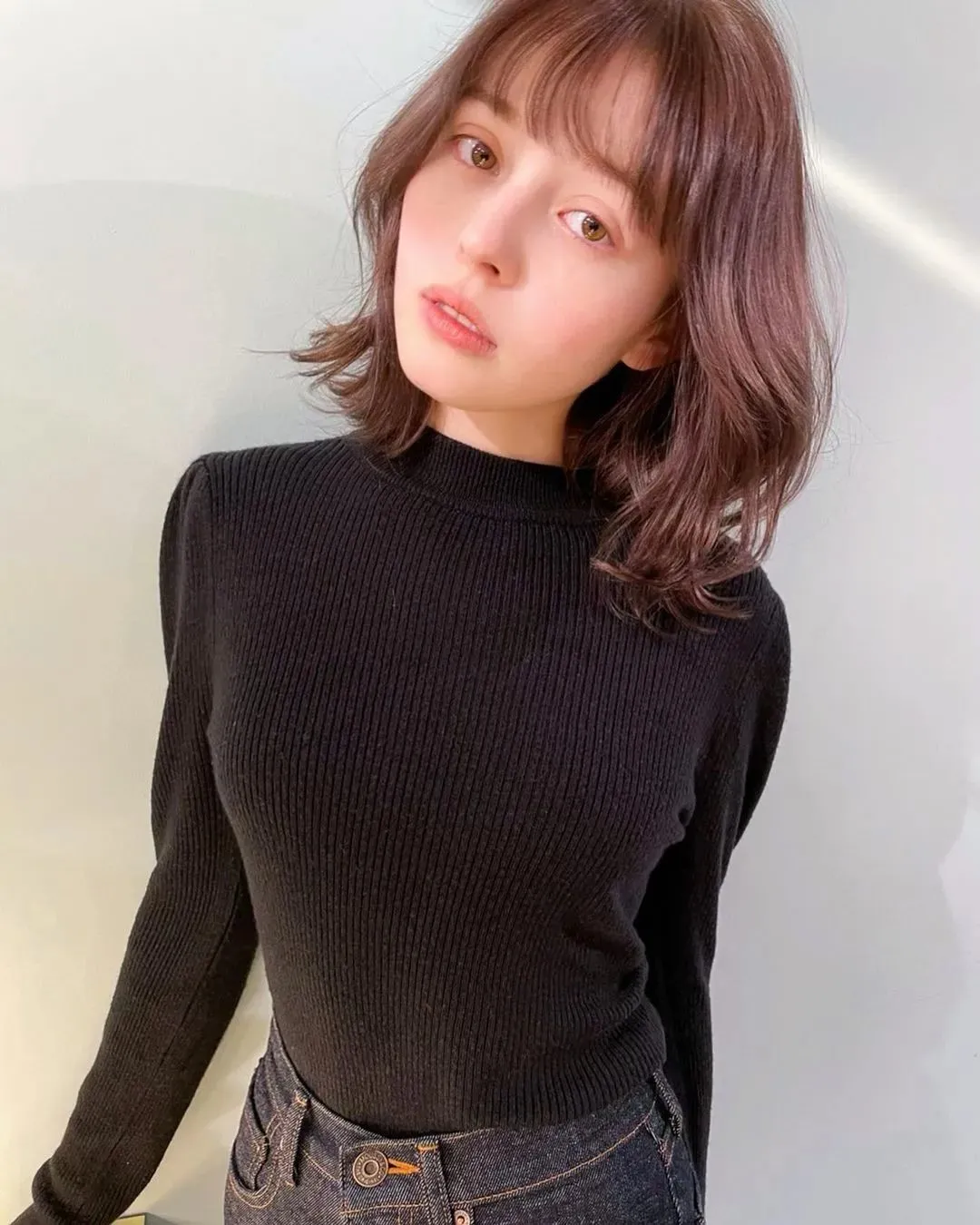 日本混血模特加藤娜娜，白皙皮肤，可爱动人，无辜眼神，惹人怜爱_黑料正能量