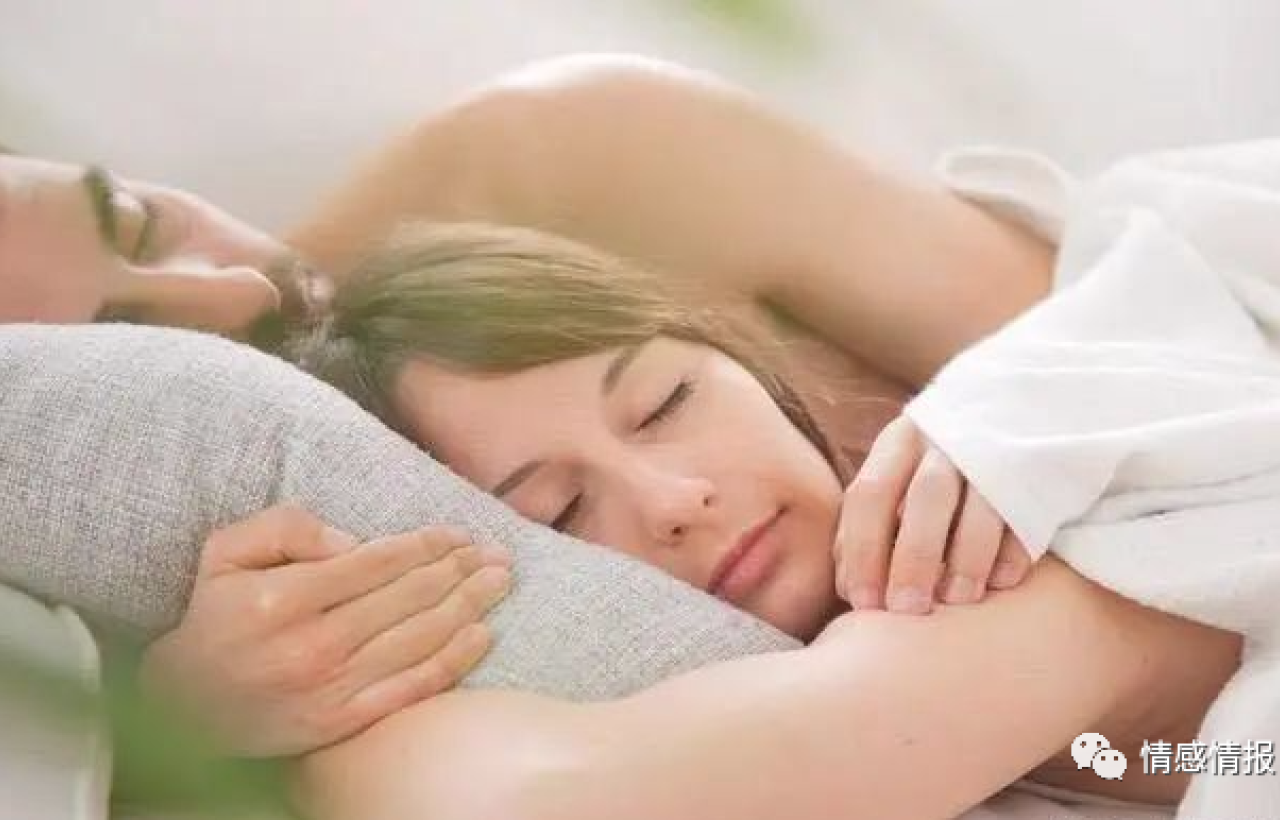 长期缺乏“房事生活”，女人可能出现以下三种身体情况，你中了吗？_黑料正能量