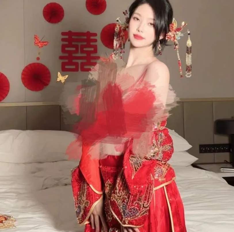 全网疯传！微博新娘利世与伴郎团是什么瓜？_黑料正能量
