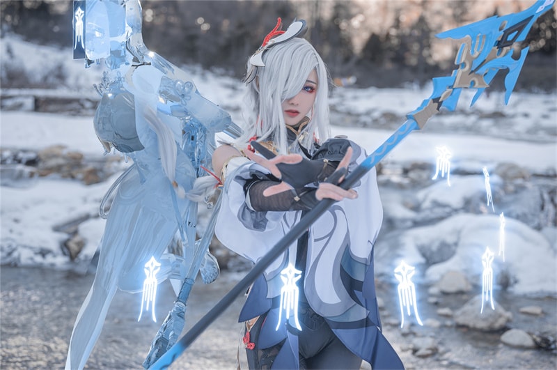 图片[1]-如月灰是谁？原神申鹤带你领略雪山之美-女主档案