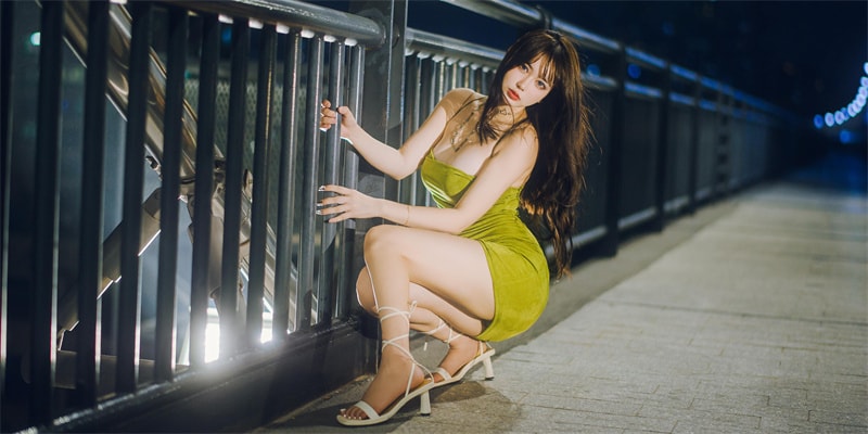 图片[3]-Tina很妖孽呀是谁？绿色连衣裙造型精致有范儿-女主档案