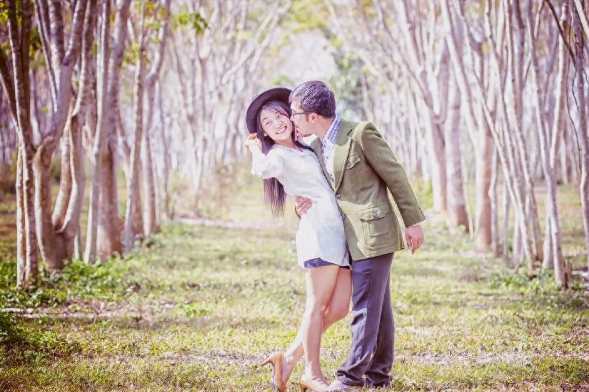 男人是否花心，就看他的接吻动作，花心男人接吻会有的四个行为_黑料正能量