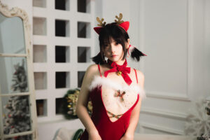 疯猫ss：二次元小公主的甜美与个性