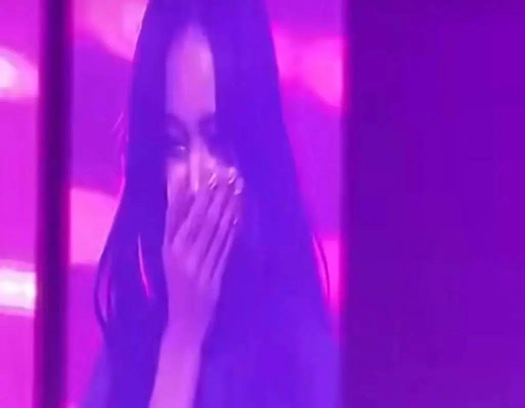 脱衣舞是自己要跳的，Lisa竟然还拉队友下水！_黑料正能量