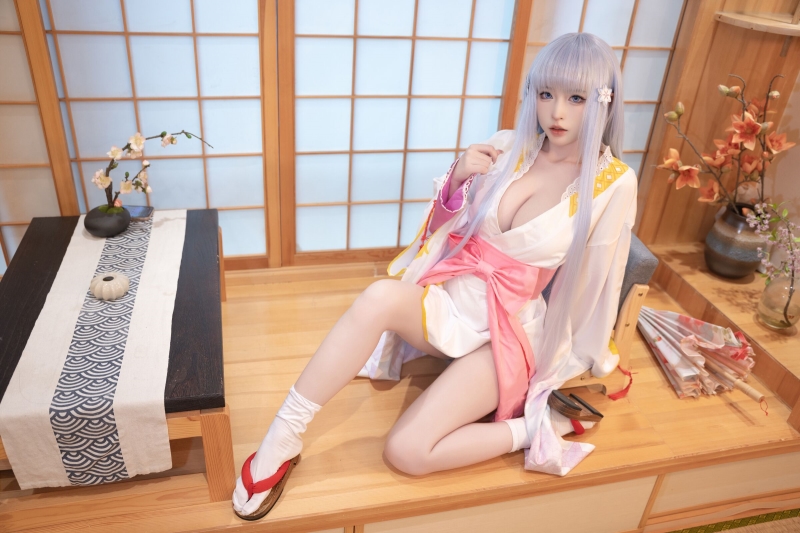 清水由乃的雪女柔情与魅力，冰与火的碰撞！