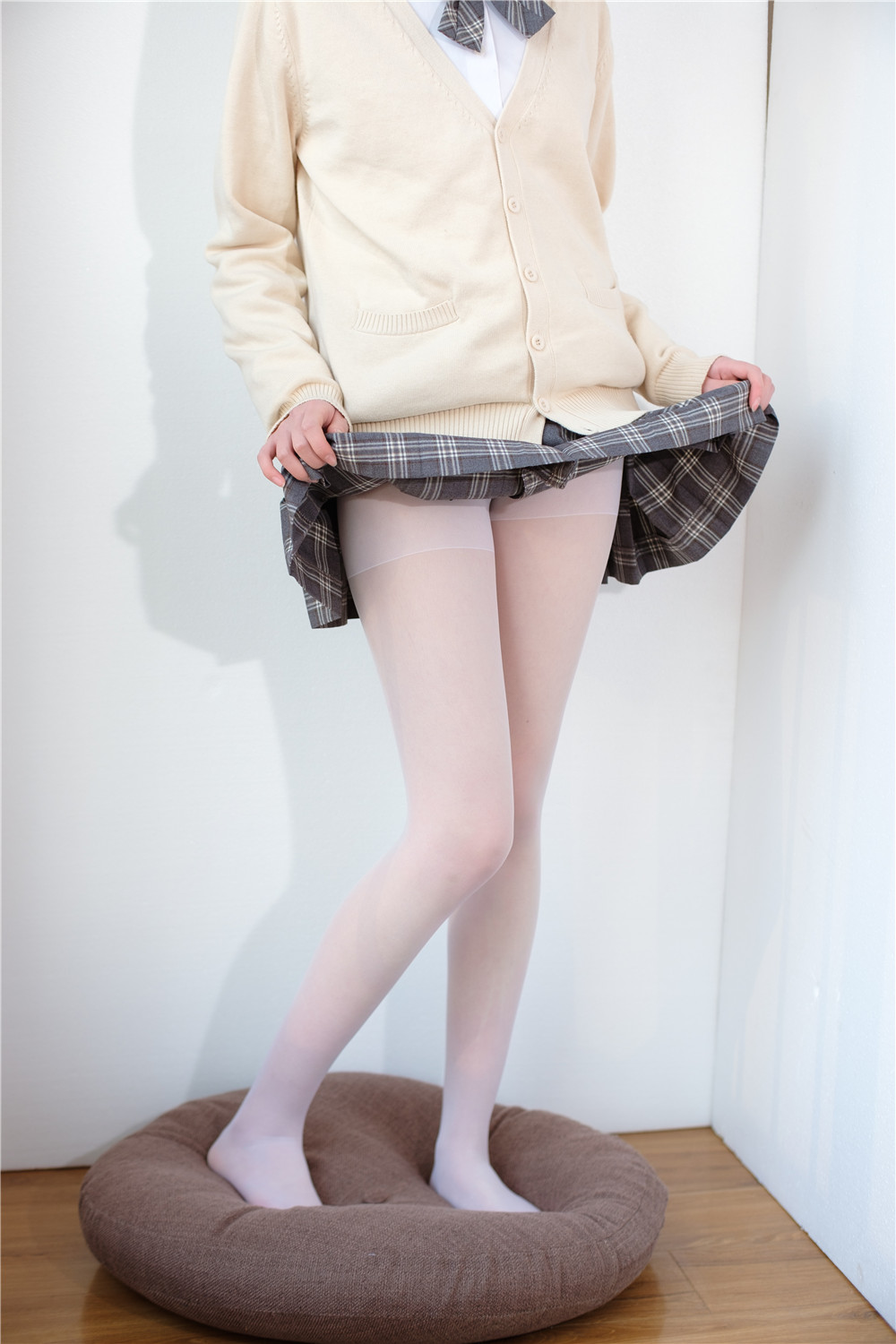 森萝财团  X-010 [83P1V] 森萝财团 第2张