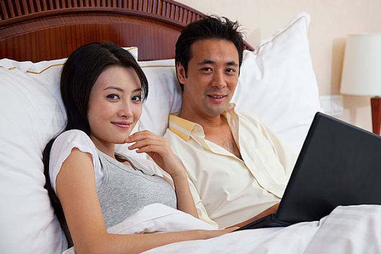 “同房”时，男人坚持多长时间才算正常？时间越长越好吗？_黑料正能量