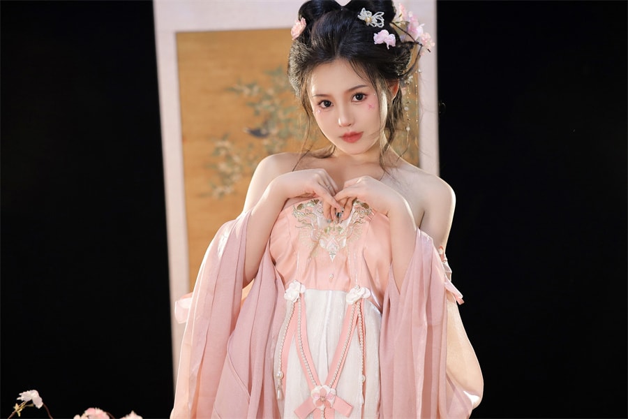 图片[3]-桃暖酱：仙女降临，西域皇后倾城之姿！-女主档案
