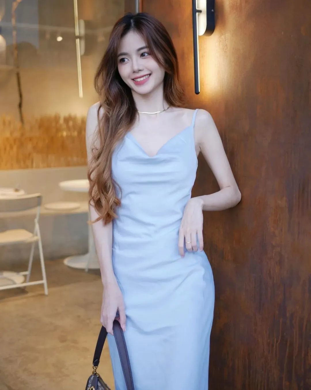 马来杨超越，身材饱满，能纯能欲，完美驾驭各种风格_黑料正能量