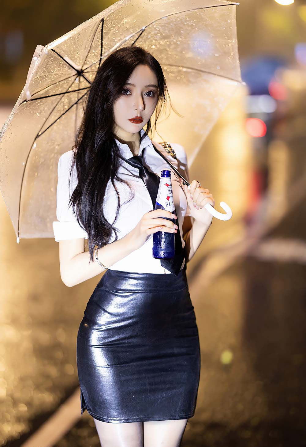 雨夜中的王馨瑶yanni 秀人集壁纸图片推荐_黑料正能量
