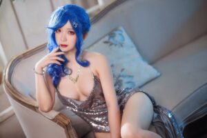 樱落酱w：传神Cos，美丽中展现碧蓝航线魅力