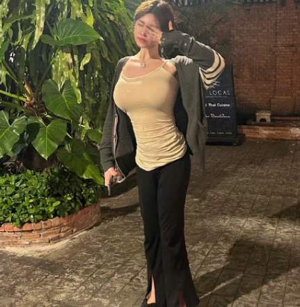 离了个大谱？幻影坦克变身魅惑美娇娘！_黑料正能量