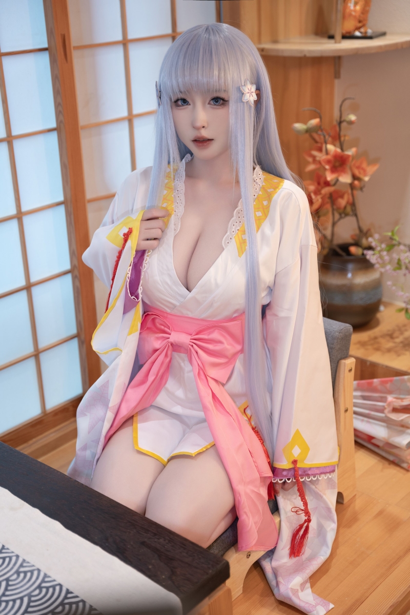 清水由乃的雪女柔情与魅力，冰与火的碰撞！
