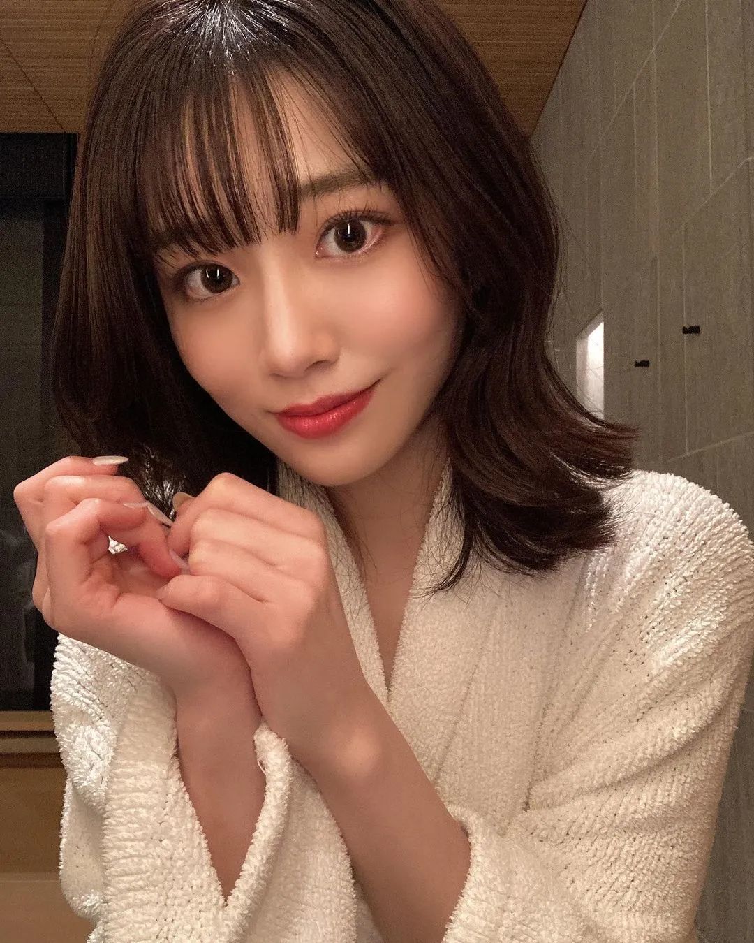 壁纸：四季更迭，唯美人不可辜负—河北彩花！_黑料正能量
