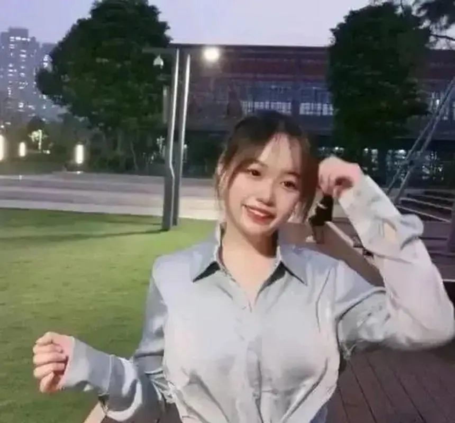 ​“钟小姐”销声匿迹，深圳交通开启“评论精选”，她和陈志龙不同_黑料正能量