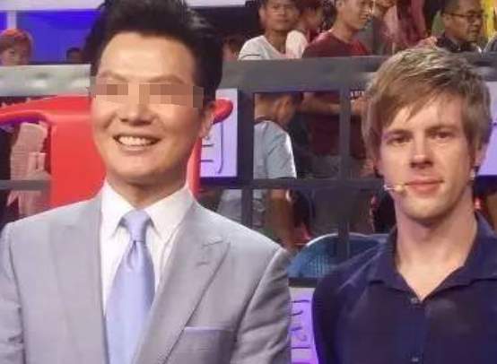 带你吃瓜—扒一个隐藏的很深的洋垃圾_黑料正能量