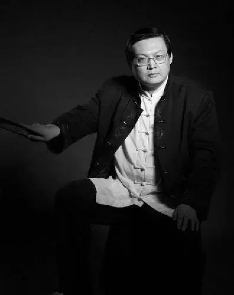 “老梁”梁宏达去哪了？“跌下神坛”后没有闲着，怀抱初心在前行_黑料正能量